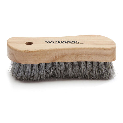 





SHOE BRUSH